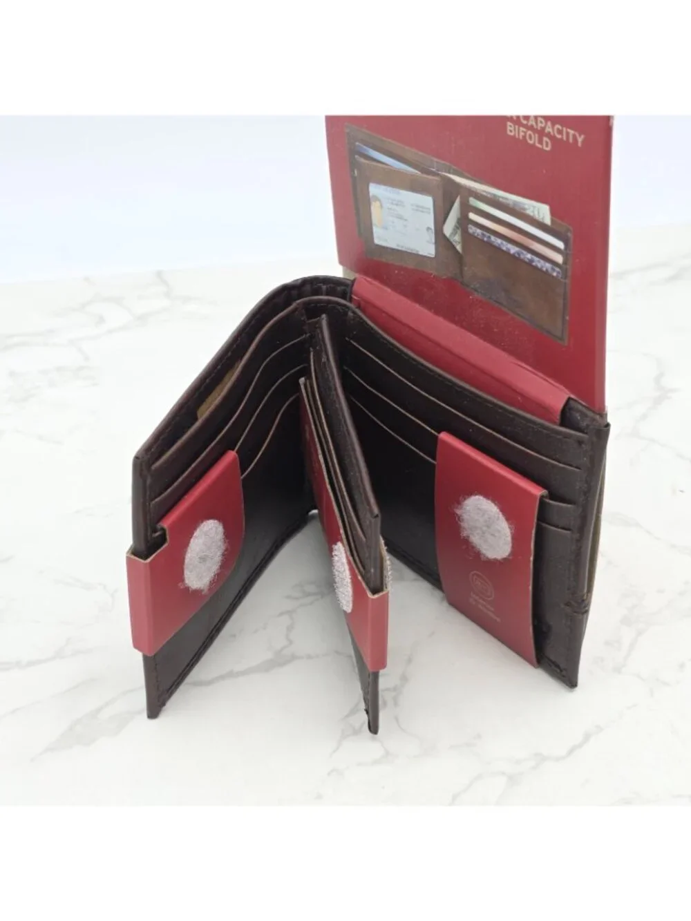 Levi's Men Wallet Brown Leather RFID Protection Extra Capacity Bifold Travel NEW